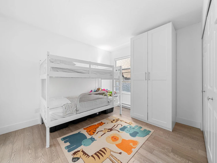 3558 W 8th Avenue, Vancouver, BC, V6R 1Y7 - 17