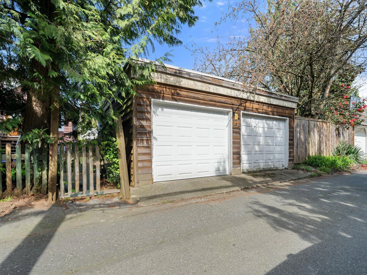 3558 W 8th Avenue, Vancouver, BC, V6R 1Y7 - 33