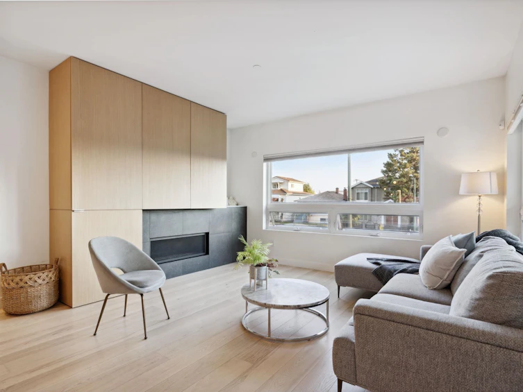 57 W 41st Avenue, Vancouver, BC, V5Y 2R8 - 4