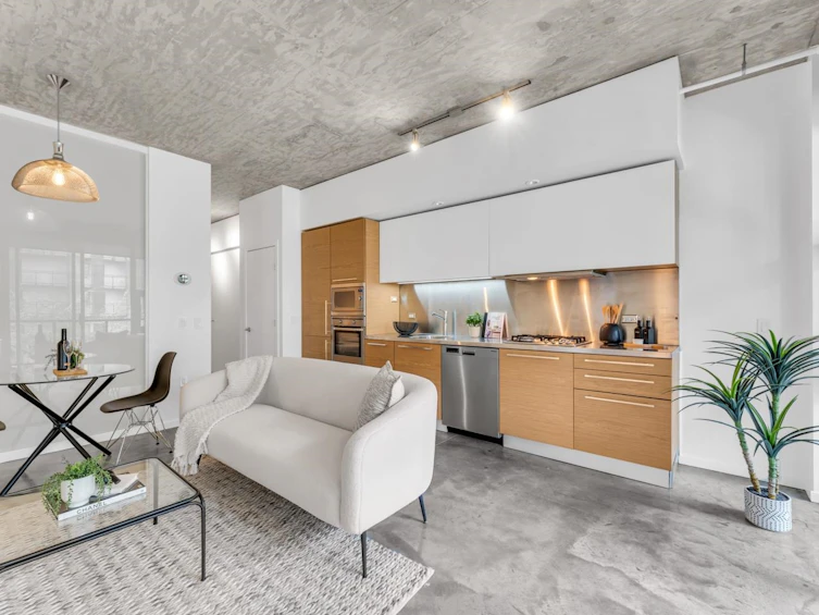207-388 W 1st Avenue, Vancouver, BC, V5Y 0B2 - 2