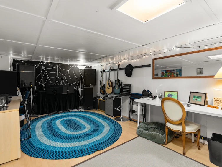 1363 E 13th Avenue, Vancouver, BC, V5N 2B5 - 24