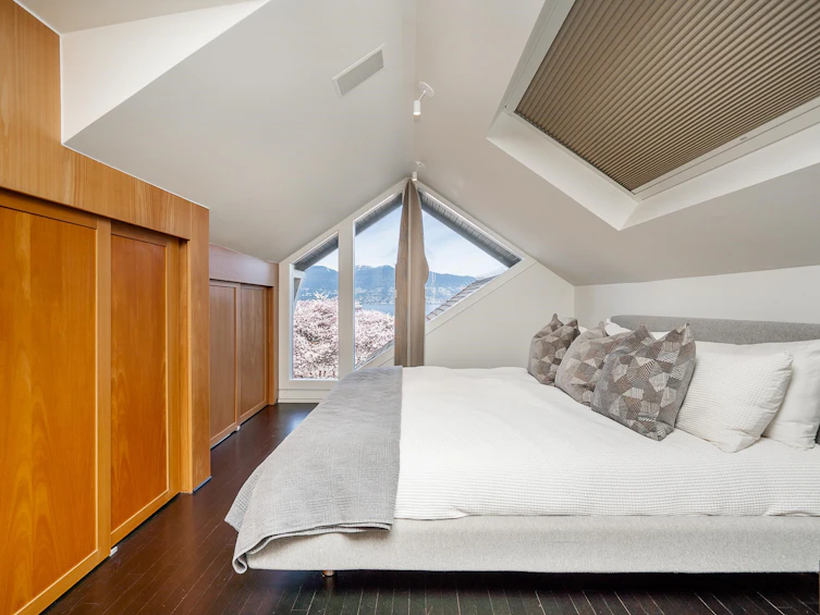 3262 W 1st Avenue, Vancouver, BC, V6K 1H5 - 23