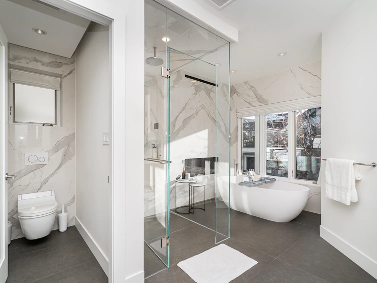3262 W 1st Avenue, Vancouver, BC, V6K 1H5 - 19