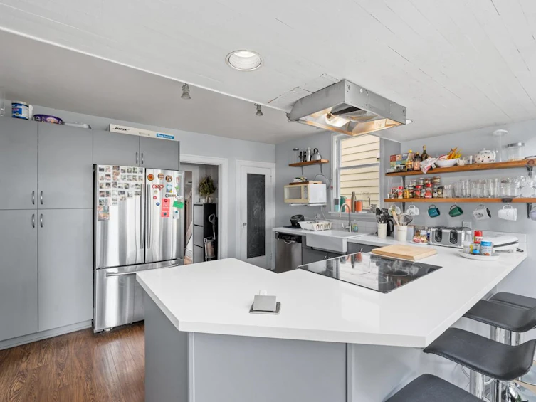 4343 W 14 Avenue, Vancouver, BC, V6R 2X9 - 10