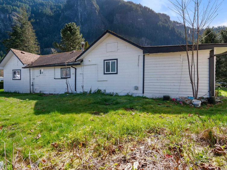63865 Old Yale Road, Hope, BC, V0X 1L2 - 7