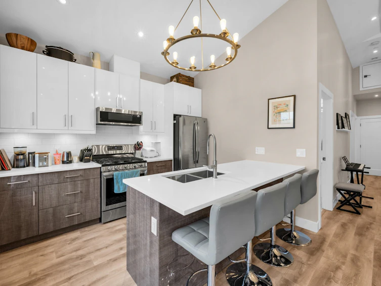 2745 Duke Street, Vancouver, BC, V5R 4S8 - 9