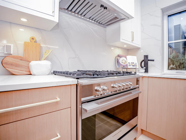 4856 Dumfries Street, Vancouver, BC, V5N 3T9 - 8