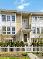 52 5551 Admiral Way