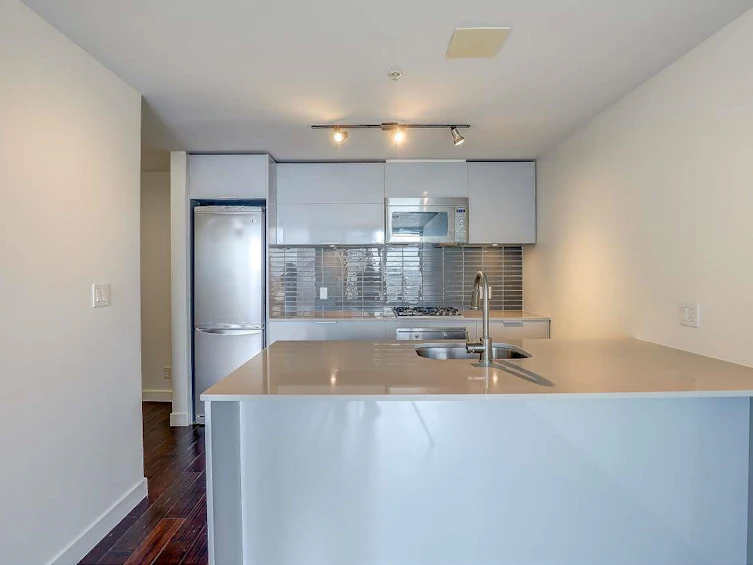 2704-128 W Cordova Street, Vancouver, BC, V6B 0E6 - 11