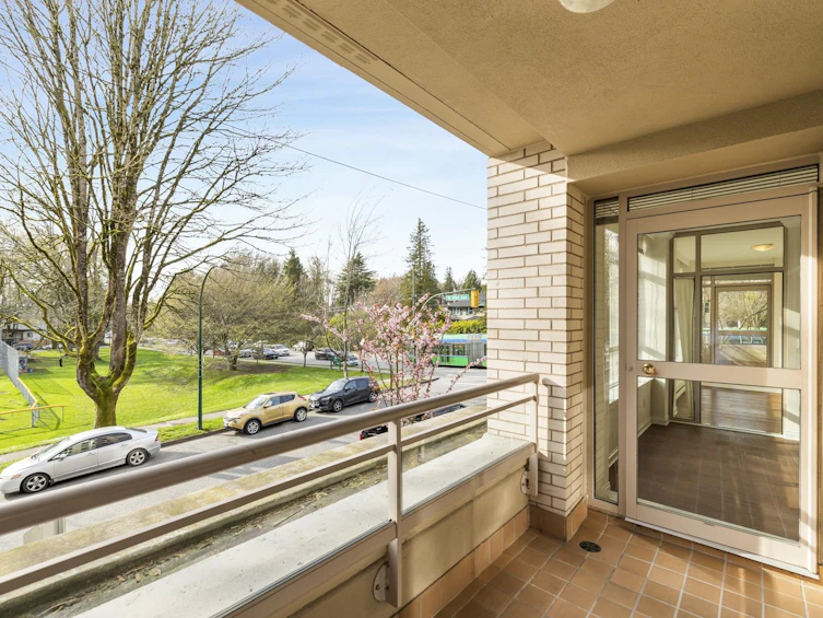 201-5700 Larch Street, Vancouver, BC, V6M 4E2 - 19