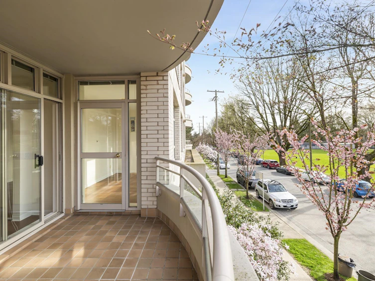 201-5700 Larch Street, Vancouver, BC, V6M 4E2 - 25