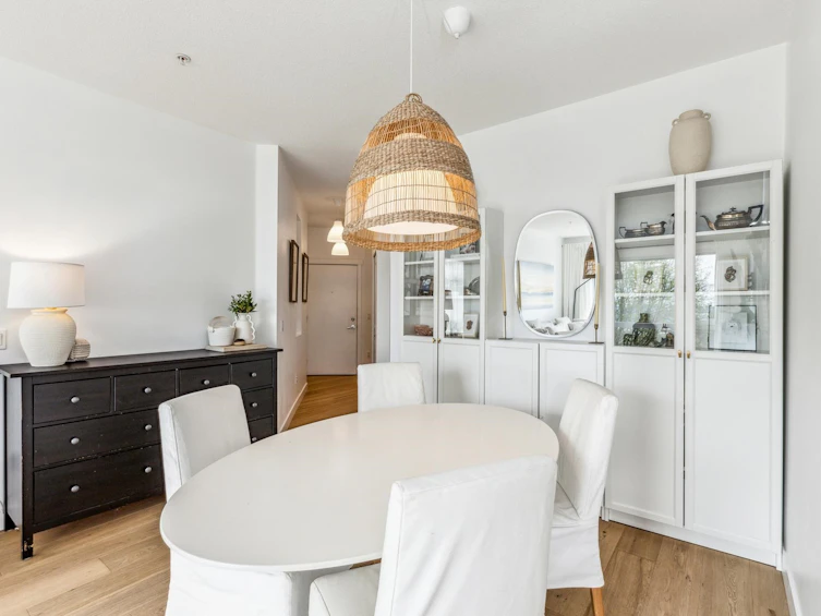 208-717 Chesterfield Avenue, North Vancouver, BC, V7M 3L8 - 5