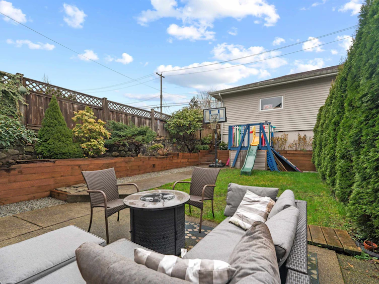 320 E 5th Street, North Vancouver, BC, V7L 1L9 - 37