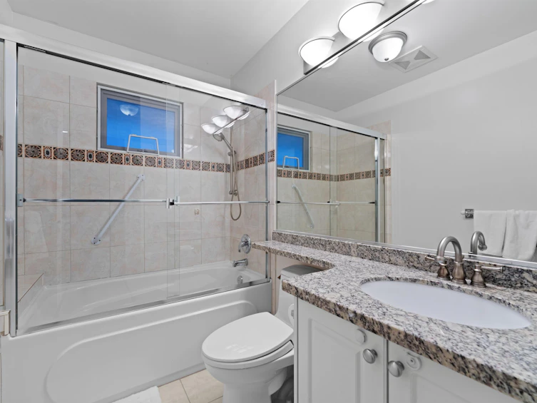 320 E 5th Street, North Vancouver, BC, V7L 1L9 - 21