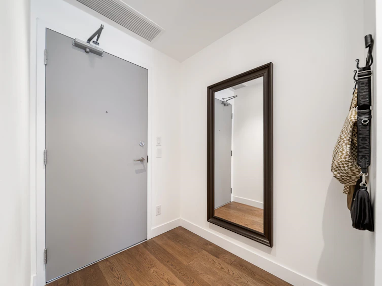 523-108 E 1st Avenue, Vancouver, BC, V5T 0E4 - 9