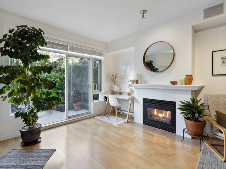 203-3600 Windcrest Drive, North Vancouver, BC, V7G 2S5 - 2