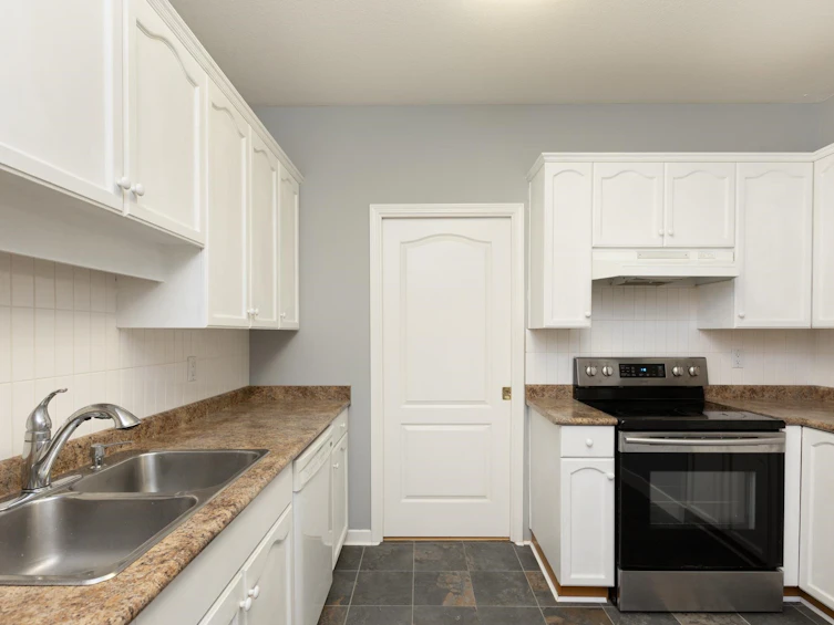 212-21975 49 Avenue, Langley, BC, V3A 8J7 - 12