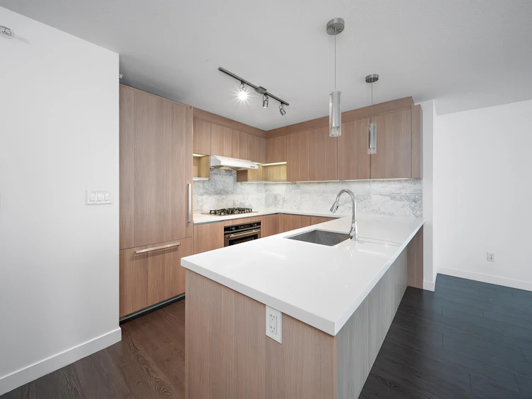 1606-13750 100 Avenue, Surrey, BC, V3T 0L3 - 4