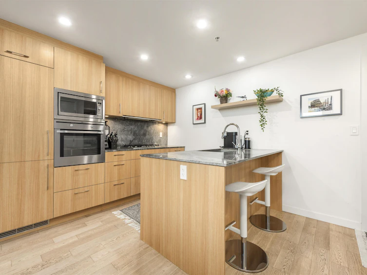 305-728 W 8th Avenue, Vancouver, BC, V5Z 0B8 - 3