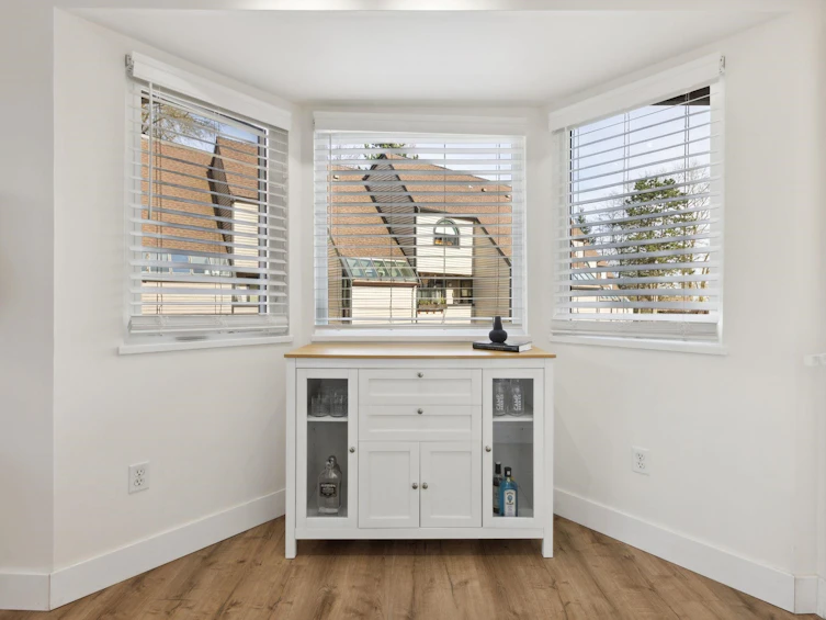 8556 Woodgrove Place, Burnaby, BC, V5A 4B1 - 20