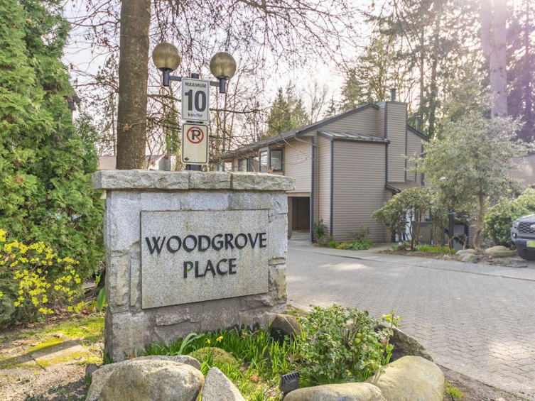 8556 Woodgrove Place, Burnaby, BC, V5A 4B1 - 37