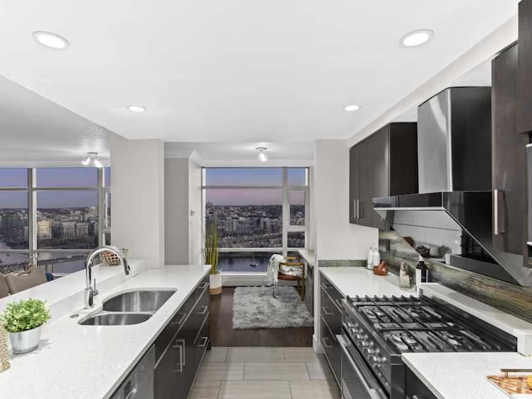 3002-1199 Marinaside Crescent, Vancouver, BC, V6Z 2Y2 - 5