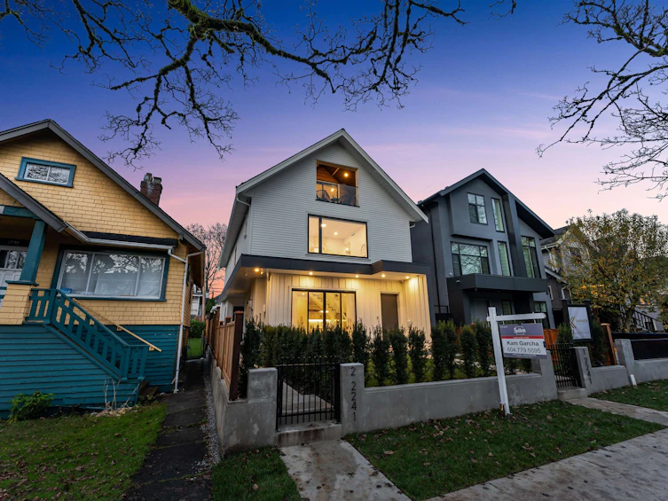 1-2241 E 8th Avenue, Vancouver, BC, V5N 1V4 - 30
