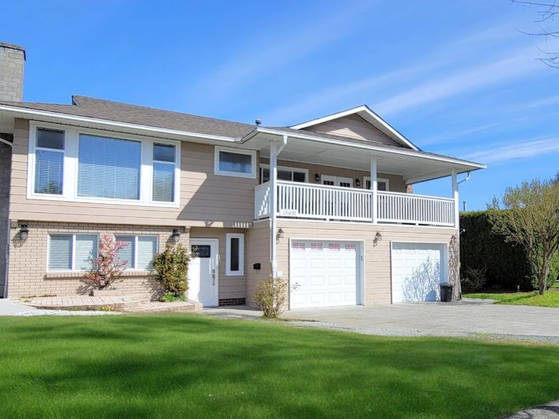 15451 Roper Avenue, Surrey BC V4B 2G4