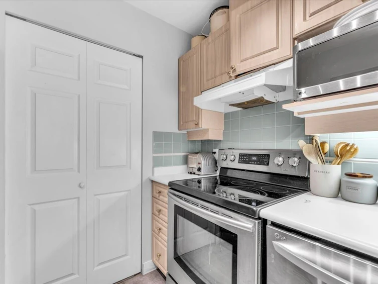 303-630 Roche Point Drive, North Vancouver, BC, V7H 3A1 - 14