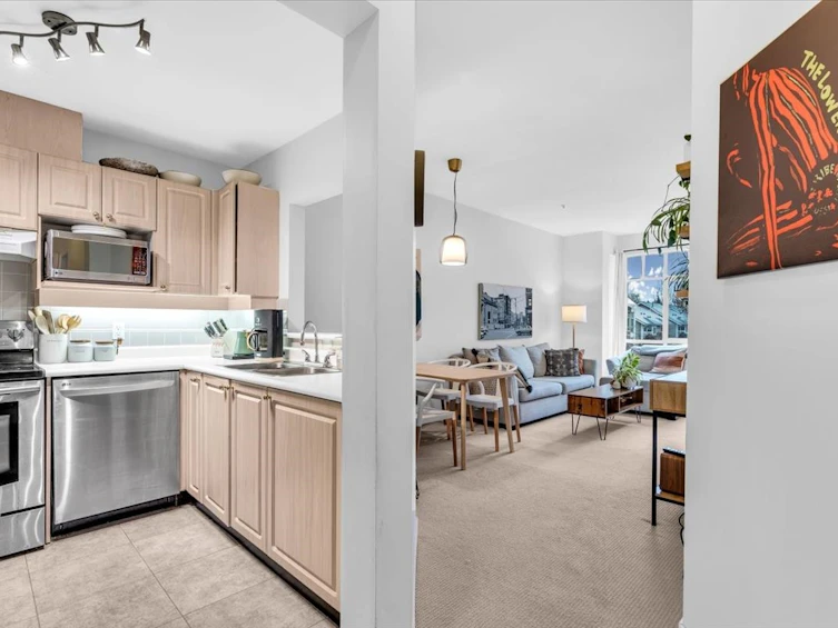 303-630 Roche Point Drive, North Vancouver, BC, V7H 3A1 - 11