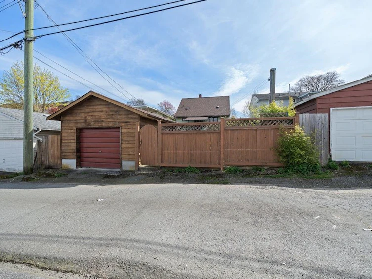 3463 Mons Drive, Vancouver, BC, V5M 3B5 - 24