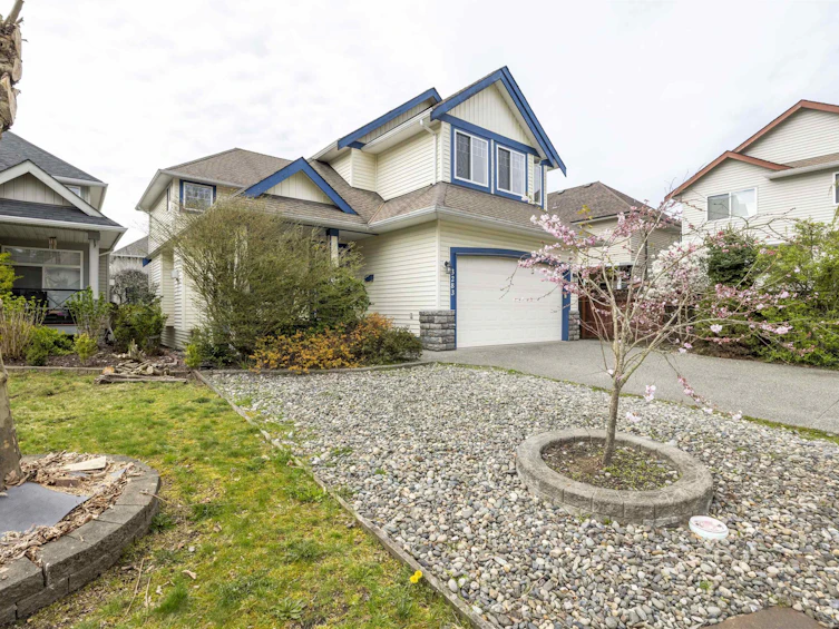 3283 Osborne Street, Port Coquitlam, BC, V3B 8C4 - 3