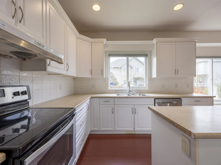 3283 Osborne Street, Port Coquitlam, BC, V3B 8C4 - 18