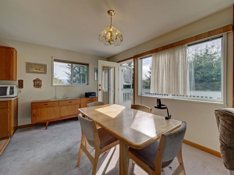 5642 Nickerson Road, Sechelt, BC, V7Z 0M6 - 16