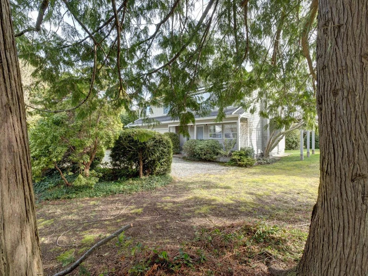 5642 Nickerson Road, Sechelt, BC, V7Z 0M6 - 4