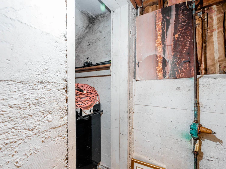 479 E 30th Avenue, Vancouver, BC, V5V 2V5 - 27