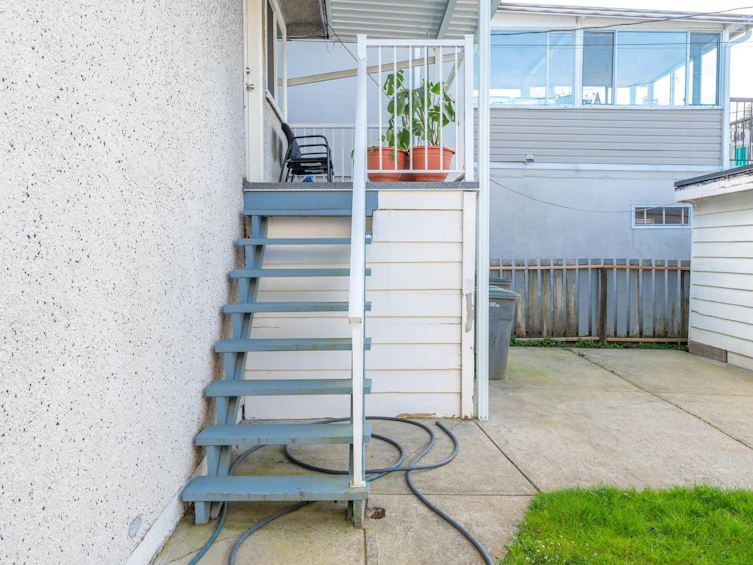 479 E 30th Avenue, Vancouver, BC, V5V 2V5 - 32