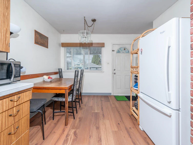 479 E 30th Avenue, Vancouver, BC, V5V 2V5 - 9