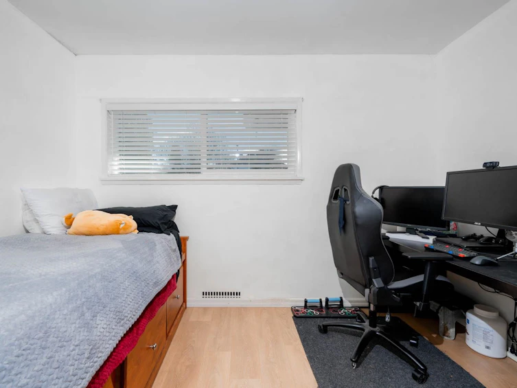 479 E 30th Avenue, Vancouver, BC, V5V 2V5 - 14