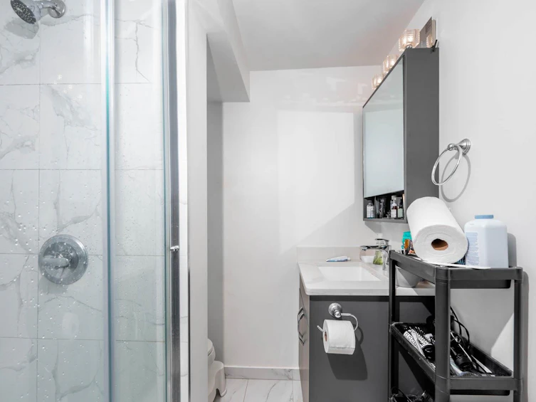 479 E 30th Avenue, Vancouver, BC, V5V 2V5 - 25