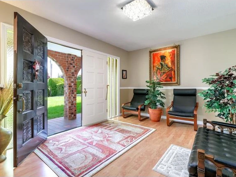 6005 Humphries Place, Burnaby, BC, V5E 3H9 - 6