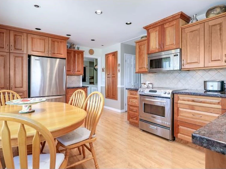 6005 Humphries Place, Burnaby, BC, V5E 3H9 - 9