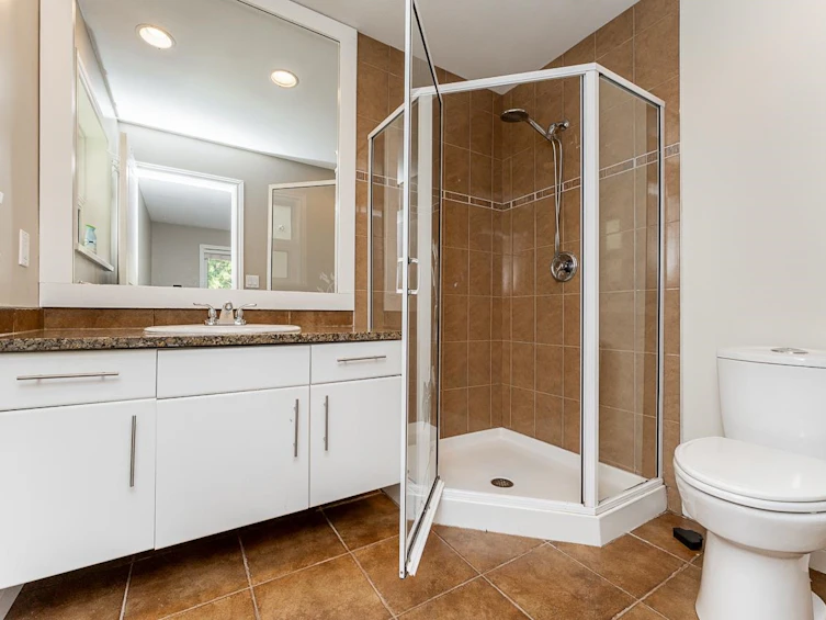 16754 77 Avenue, Surrey, BC, V4N 0L3 - 18