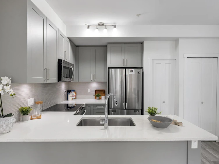 608-13978 Fraser Highway, Surrey, BC, V3T 0P2 - 10