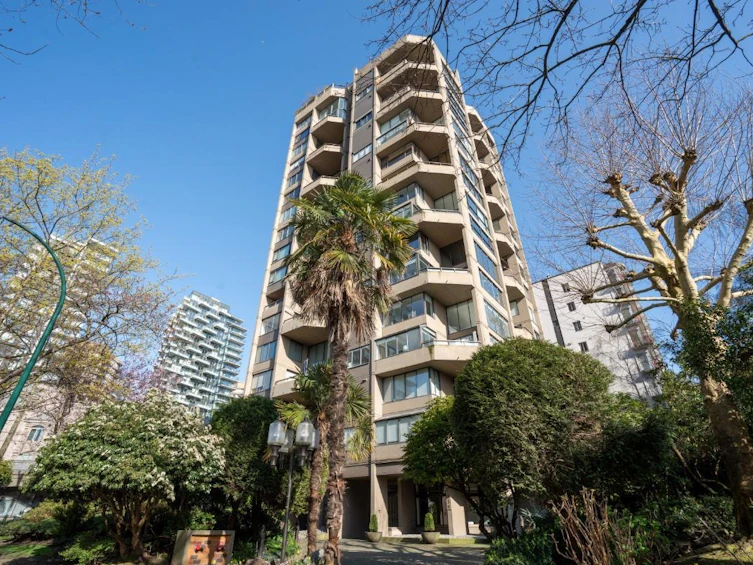 201-1236 Bidwell Street, Vancouver, BC, V6G 2K9 - 23