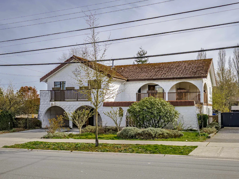 11940 86th Avenue, Delta BC V4C 2X9