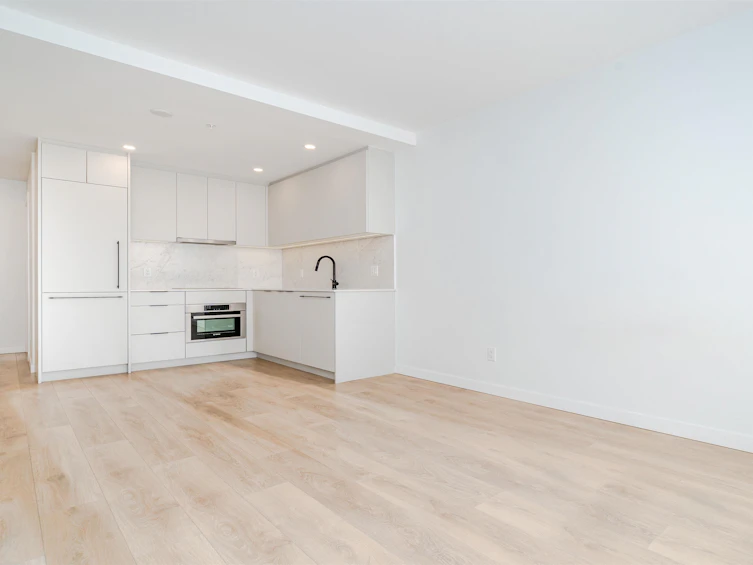 1207-13685 102 Avenue, Surrey, BC, V3T 1N7 - 9