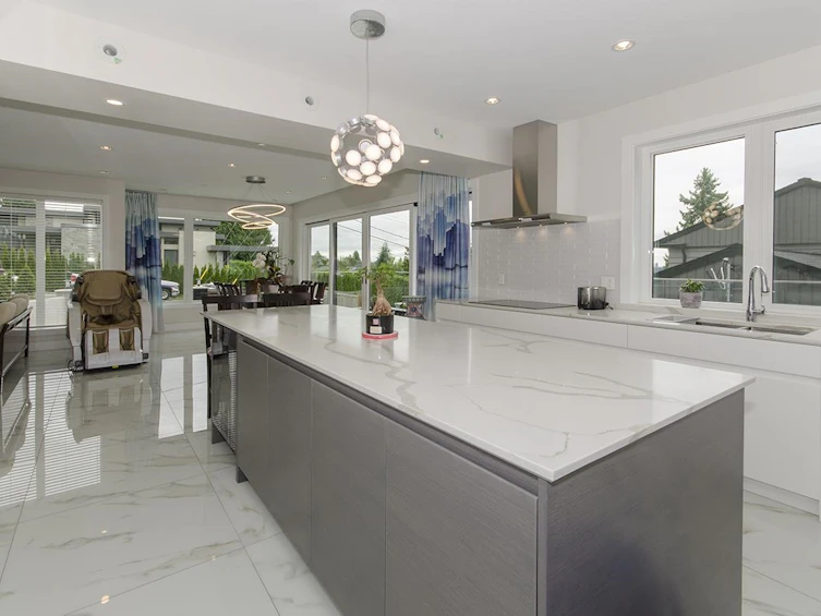 2010 Queens Avenue, West Vancouver, BC, V7V 2X9 - 13
