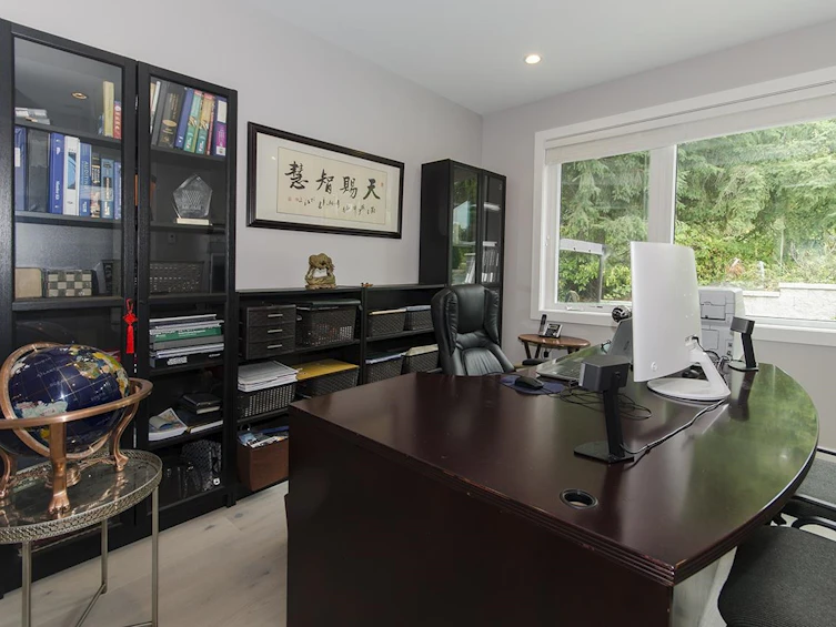 2010 Queens Avenue, West Vancouver, BC, V7V 2X9 - 17