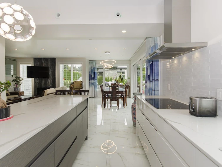 2010 Queens Avenue, West Vancouver, BC, V7V 2X9 - 14